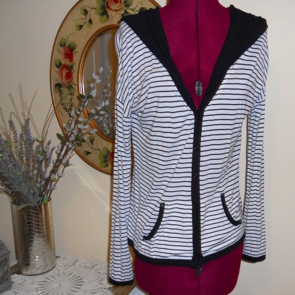New BCBG Black/White Striped L/S Hoodie Top Button Front - Picture 1 of 7